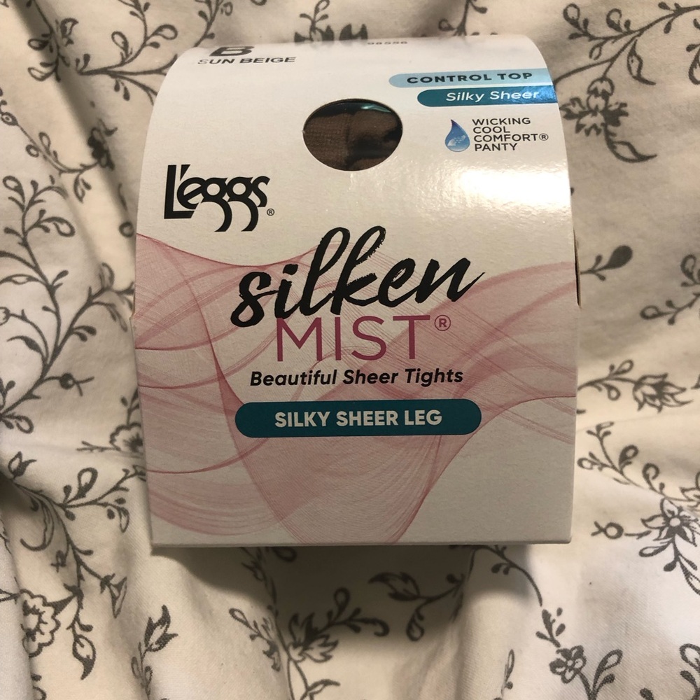 🍒5/$25🍒new in box leggs nylons